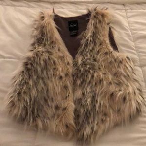 Furry fashionable vest